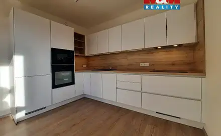 Pronájem bytu 3+kk 63 m², Fabiánové, Praha 5 - Hlubočepy