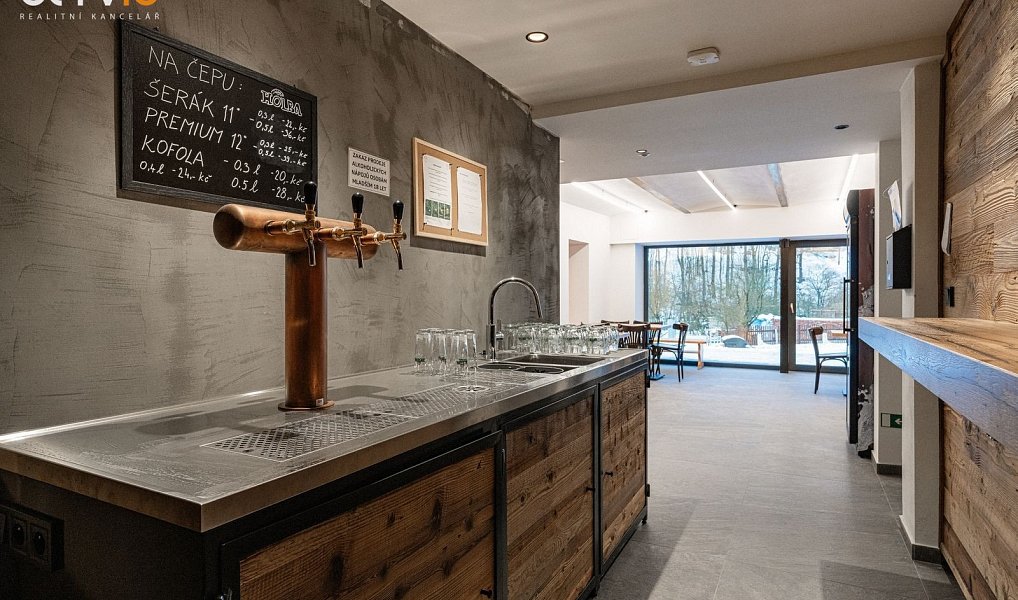 Prodej komerčního objektu (jiného typu) 36 m², Staré Město – náhled fotky 11