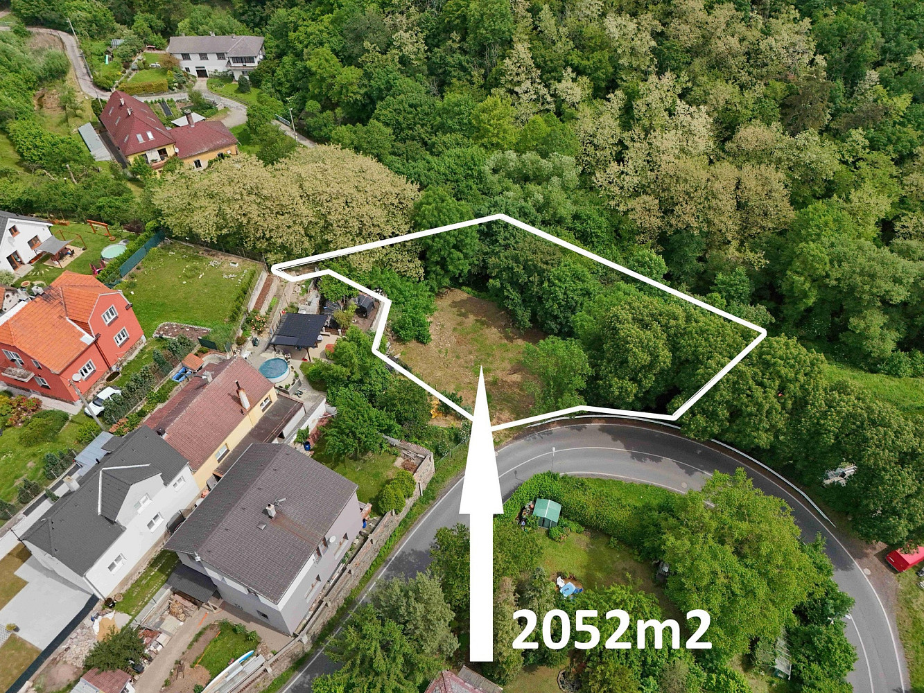 Prodej stavebního pozemku 2 052 m²