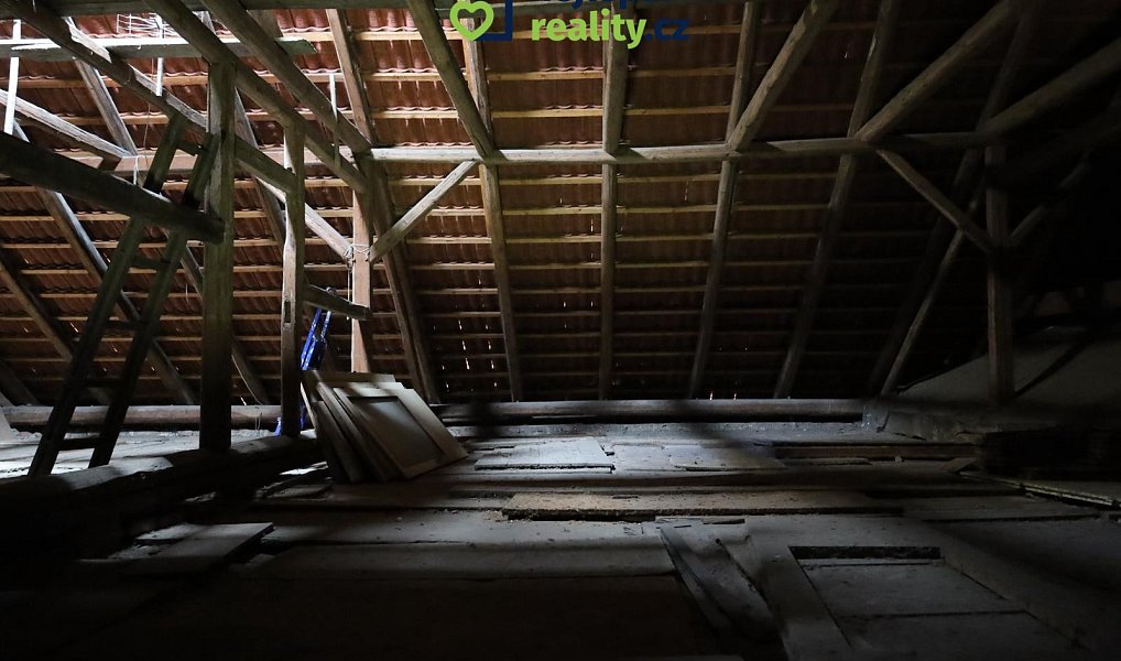 Prodej domu 446 m² s pozemkem 782 m², Kozly – náhled fotky 26