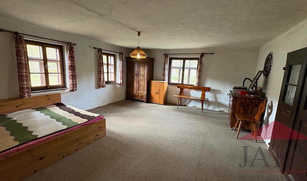 Prodej chaty/chalupy 120 m² s pozemkem 675 m², Srní – náhled fotky 15