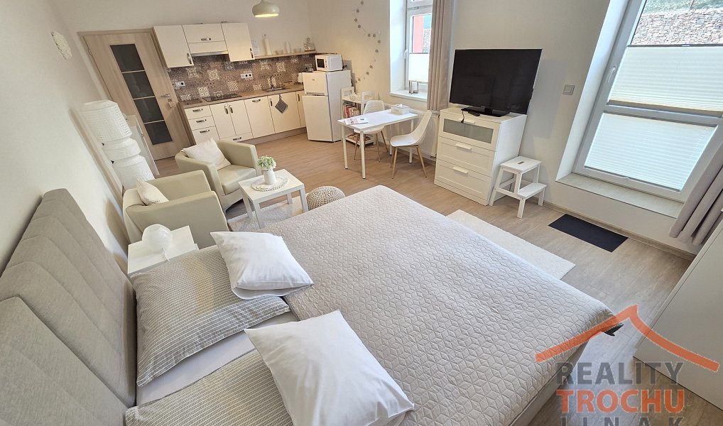 Prodej komerčního objektu (jiného typu) 715 m², Trutnov – náhled fotky 13