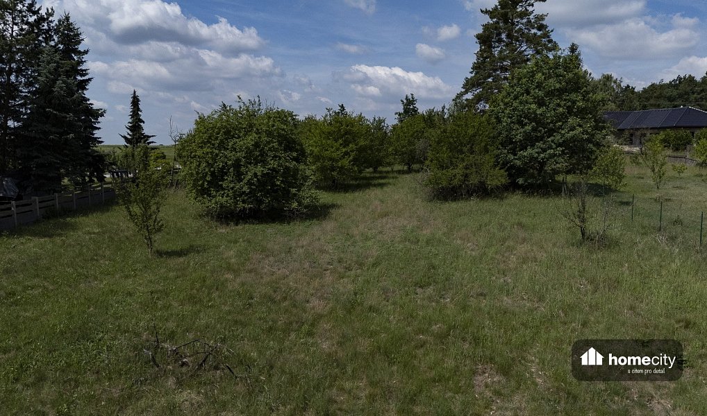 Prodej stavebního pozemku 1 828 m², Tetov – náhled fotky 12