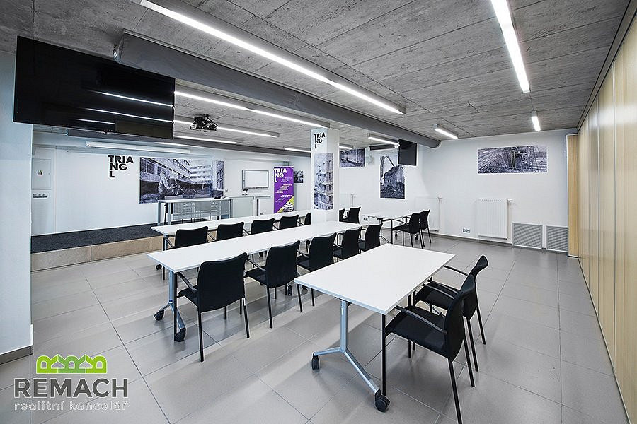 Pronájem kanceláře 73 m² – fotografie 3