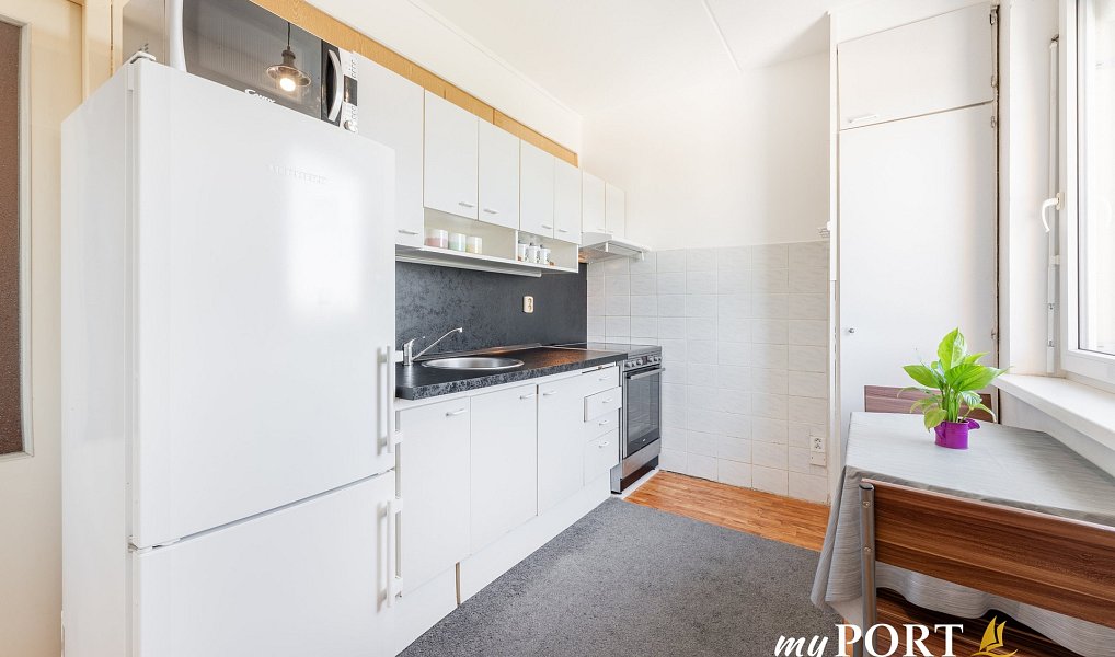Prodej bytu 3+1 71 m², Hluboká nad Vltavou – náhled fotky 2