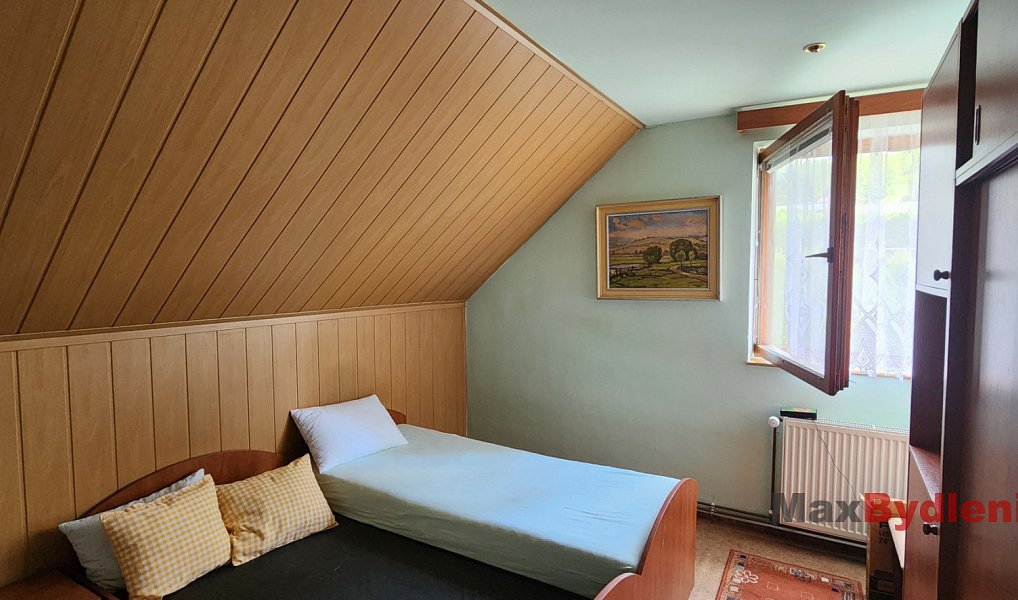 Prodej domu 168 m² s pozemkem 961 m², Nová Ves – náhled fotky 8