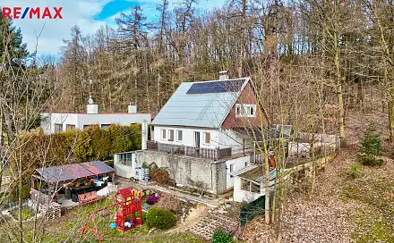 Prodej domu 204 m² s pozemkem 910 m², Hluboš, okres Příbram