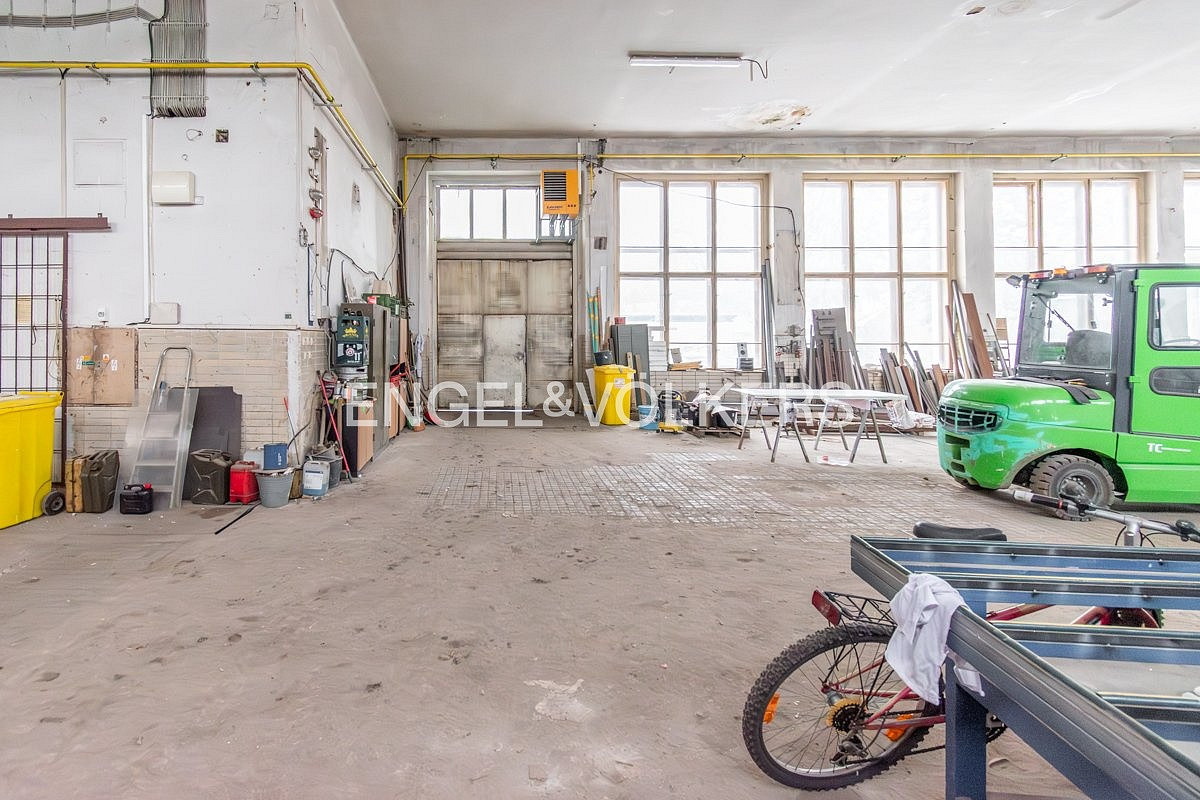 Pronájem skladovacích prostor 474 m² – fotografie 3