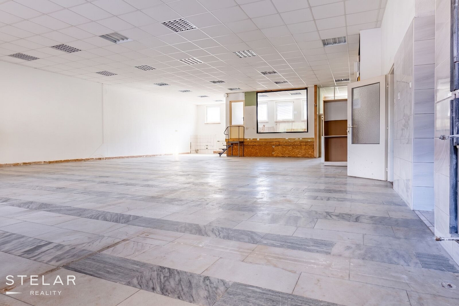Prodej obchodních prostor 230 m² – fotografie 5