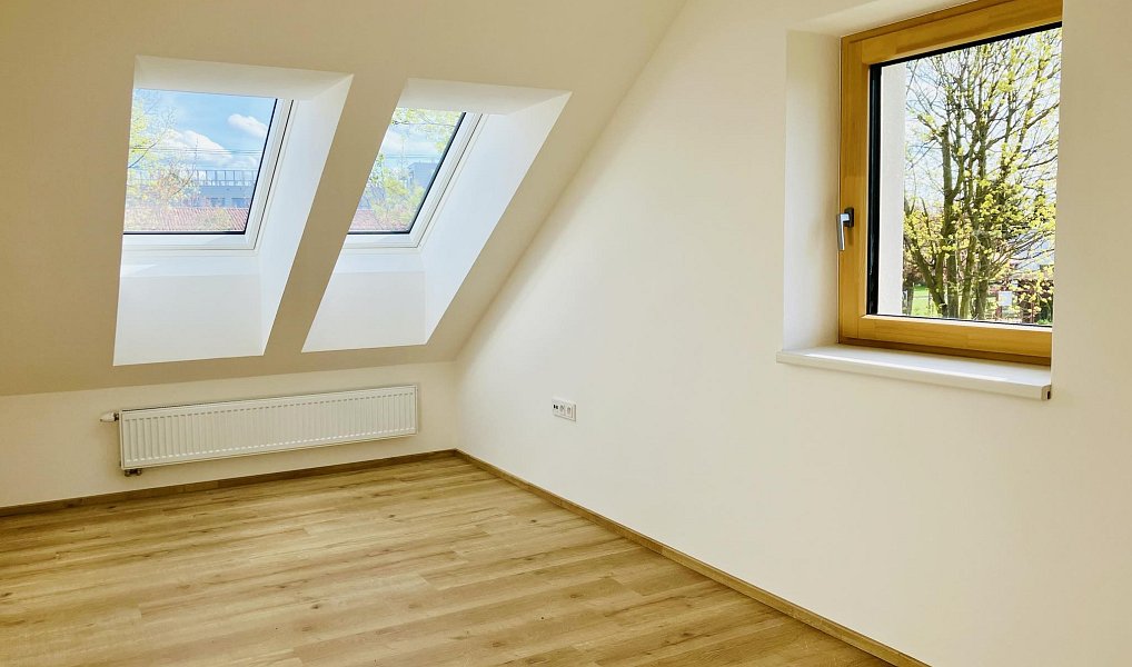 Pronájem bytu 2+kk 61 m², Hradec Králové – náhled fotky 7