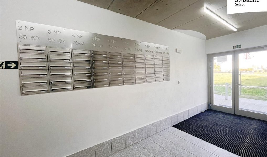 Pronájem bytu 1+kk 36 m², Plzeň – náhled fotky 12