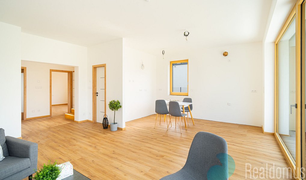 Prodej domu 150 m² s pozemkem 696 m², České Budějovice – náhled fotky 5