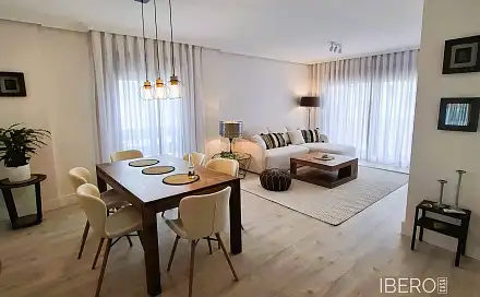 Prodej bytu 4+kk 131 m², Nueva Andalucía, Španělsko
