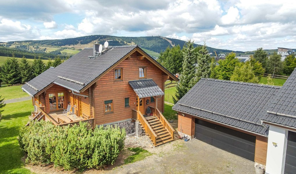 Prodej domu 195 m² s pozemkem 604 m², Loučná pod Klínovcem – náhled fotky 2
