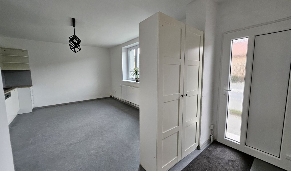Pronájem domu 60 m² s pozemkem 388 m², Uherský Ostroh – náhled fotky 4
