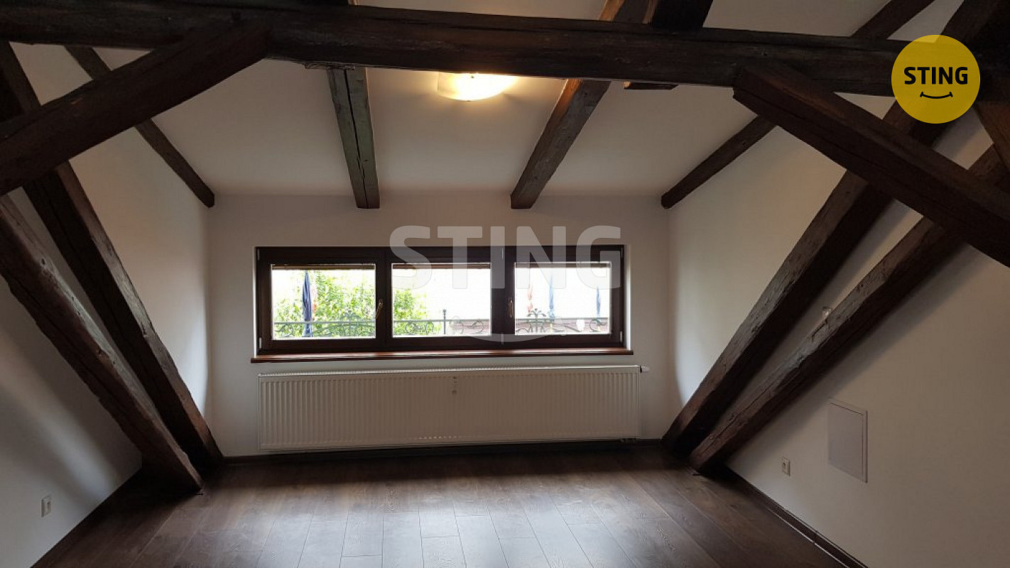 Pronájem bytu 1+kk 40 m² — photo 2