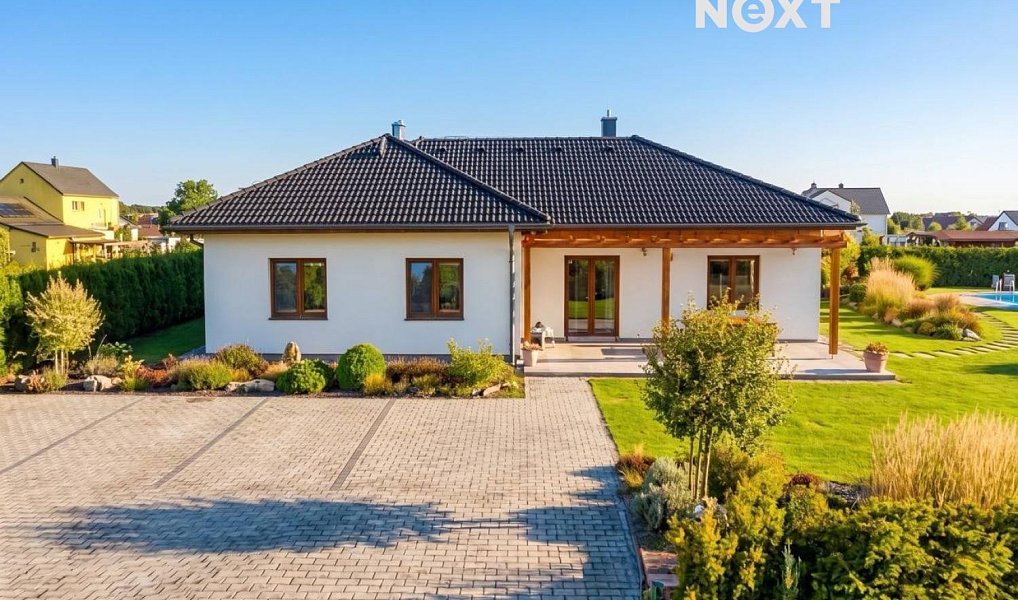 Prodej stavebního pozemku 2 246 m², Pila – náhled fotky 16