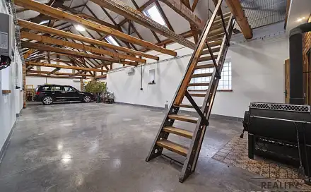 Pronájem skladovacích prostor 174 m², V Uličce, Pardubice - Popkovice