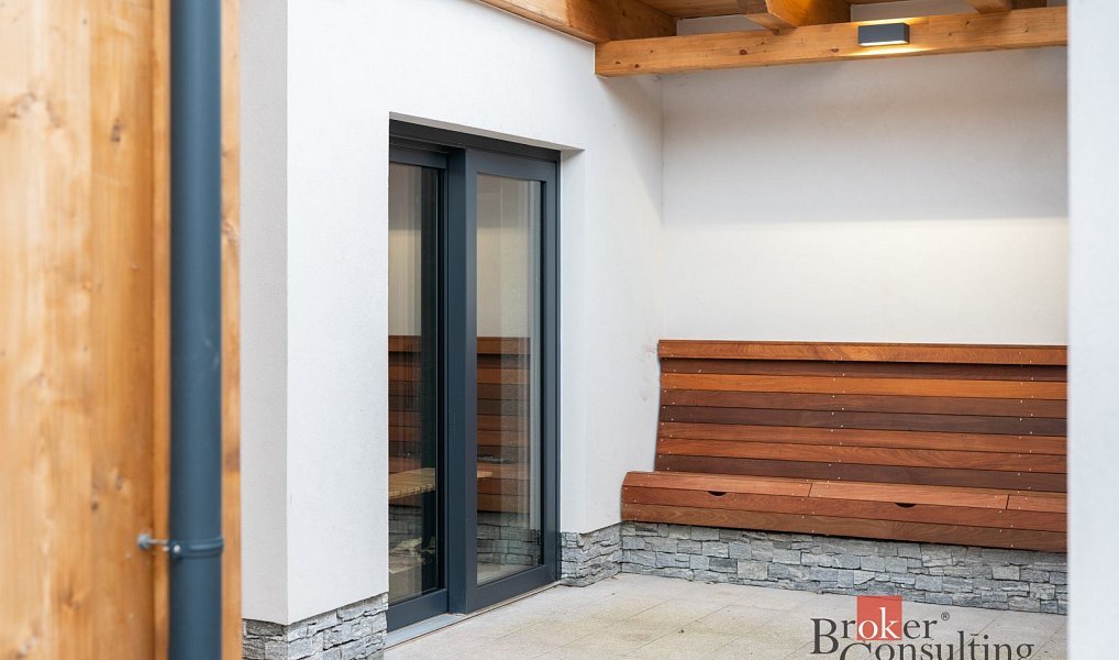 Prodej domu 214 m² s pozemkem 350 m², Trutnov – náhled fotky 21