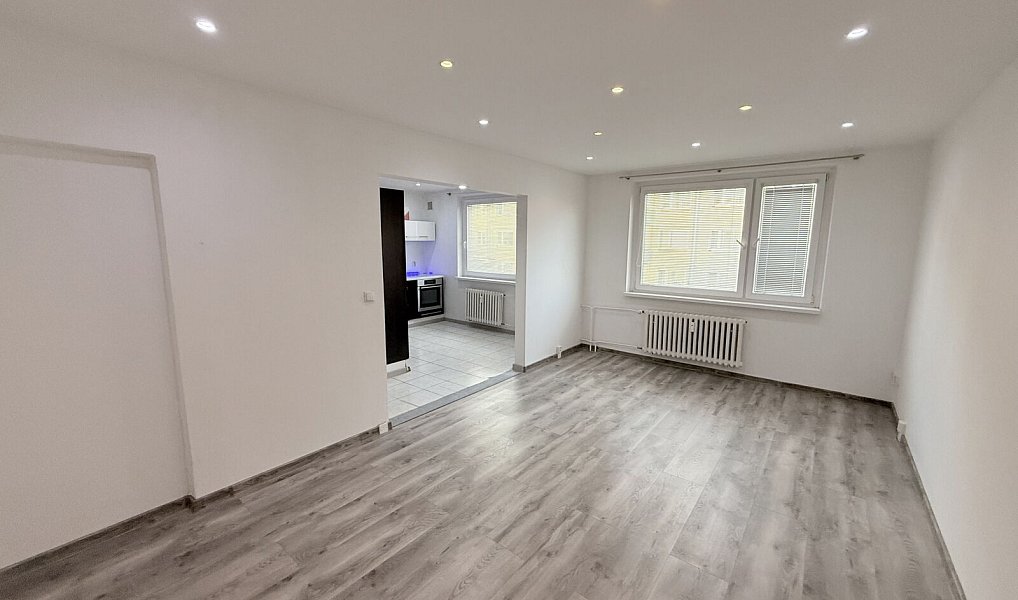 Prodej bytu 3+1 69 m², Sokolov – náhled fotky 2
