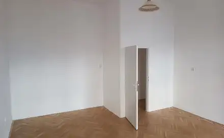 Pronájem bytu 4+kk 87 m²