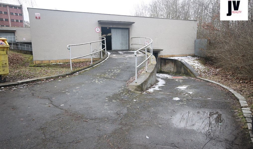 Pronájem garáže, 15 m², Jižní Předměstí - Plzeň-město, Plzeň