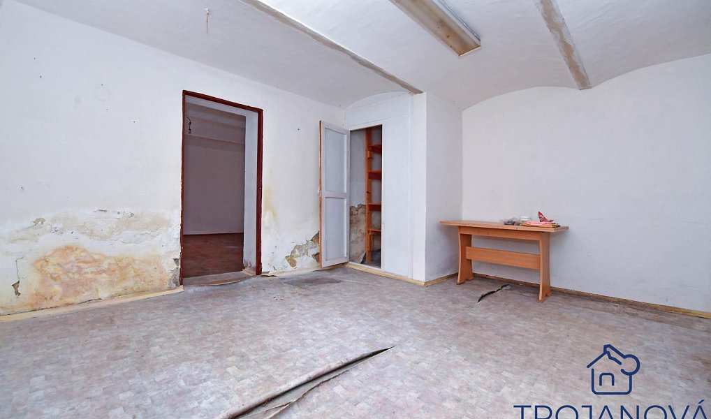 Prodej domu 120 m² s pozemkem 951 m², Tehov – náhled fotky 8