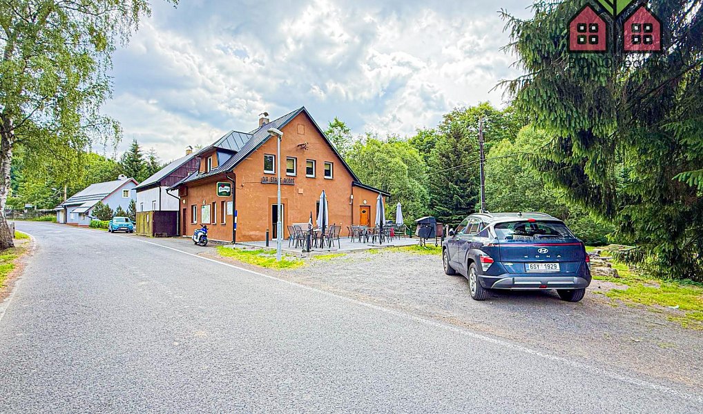 Prodej domu 216 m² s pozemkem 353 m², Český Jiřetín – náhled fotky 32