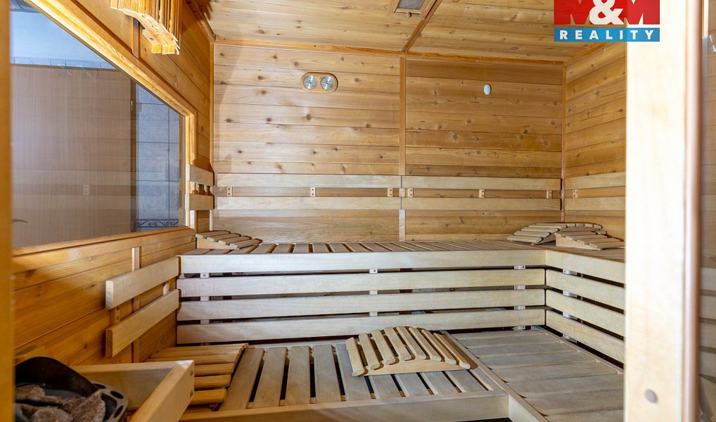 Prodej obchodních prostor 305 m², Prostějov – náhled fotky 2