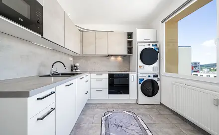 Prodej bytu 3+1 61 m², Želivského, Tachov