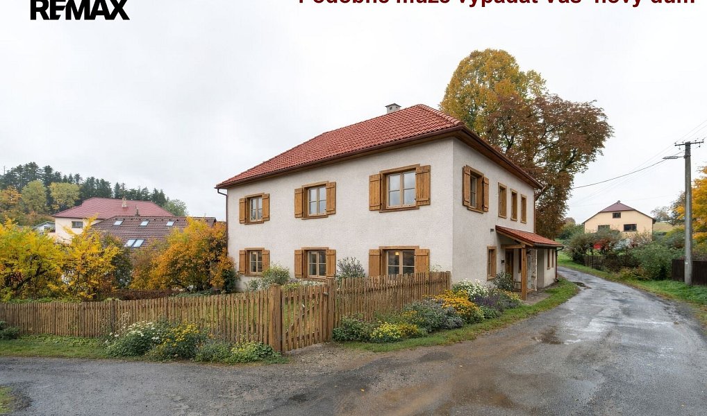 Prodej domu 200 m² s pozemkem 895 m², Rovečné – náhled fotky 2