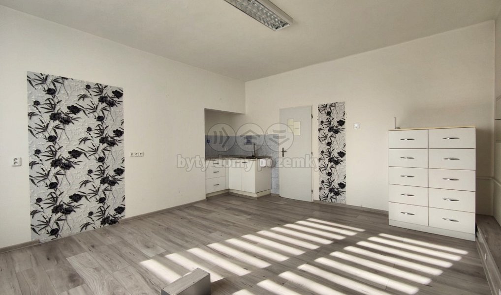 Pronájem obchodních prostor 24 m², Ostrava – náhled fotky 2