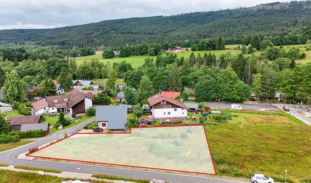 Prodej stavebního pozemku 1 438 m², Železná Ruda – náhled fotky 4