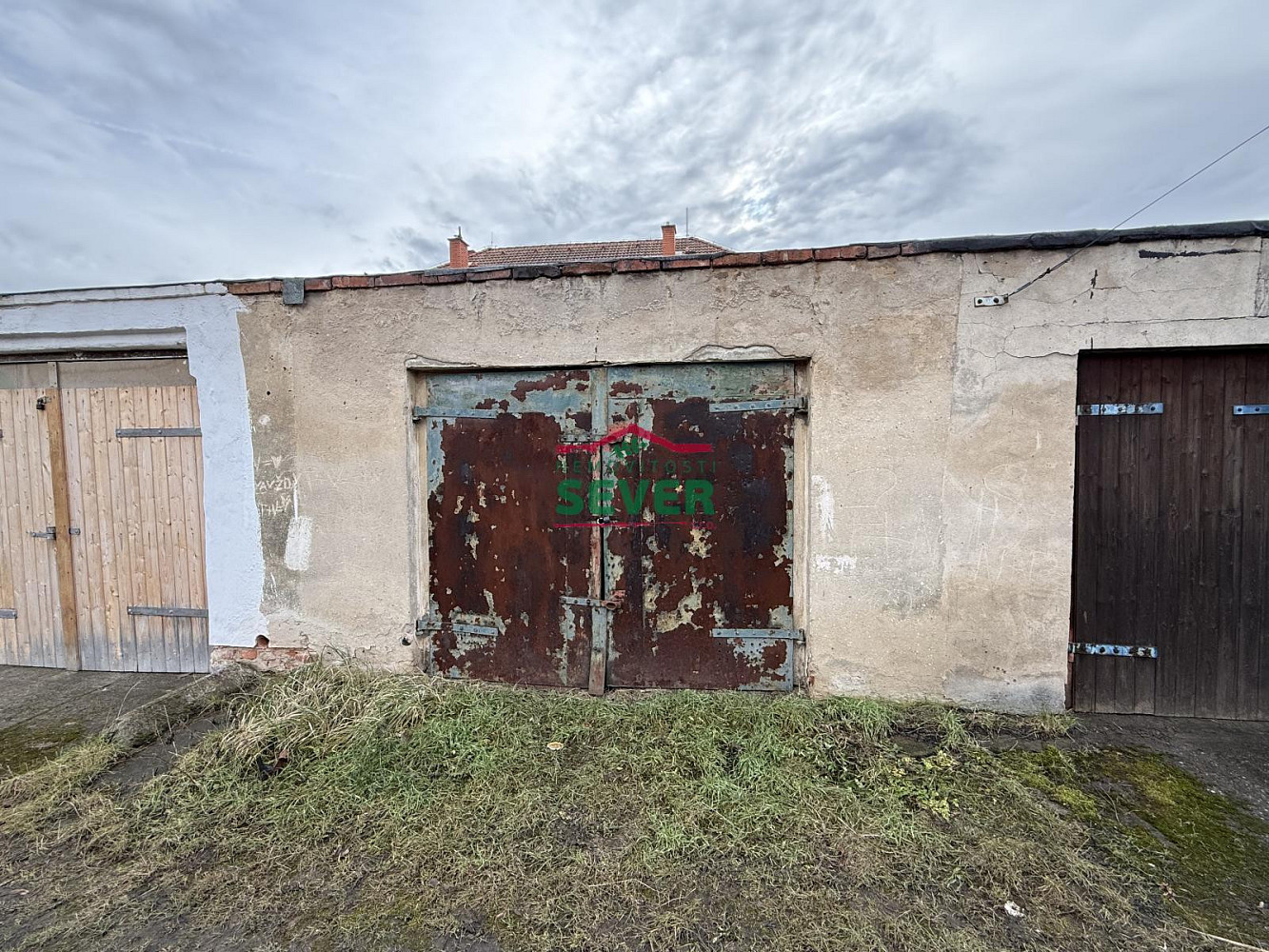 Prodej, tří garáží, OV, Chotějovice, Světec, okr. Teplice, ul. Smetanova – pohled 3