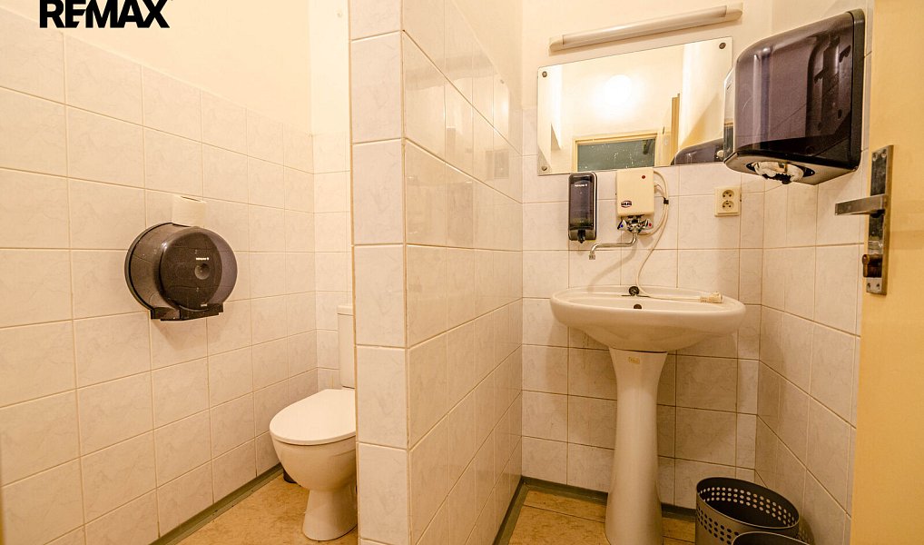 Pronájem kanceláře 148 m², Roudnice nad Labem – náhled fotky 21