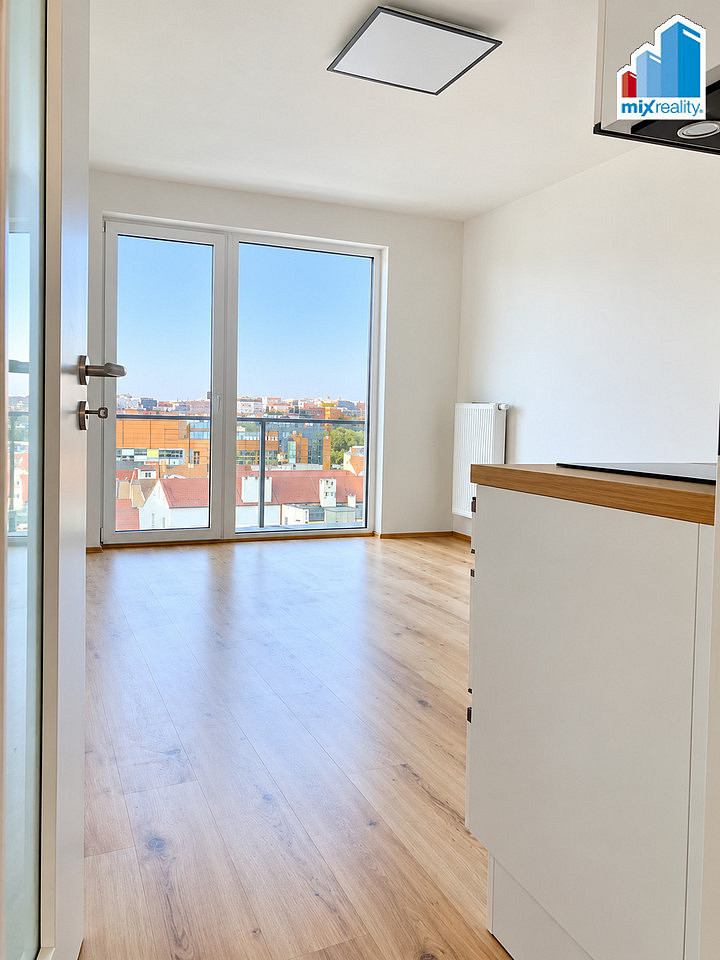 Pronájem bytu 2+kk 56 m² – fotografie 3