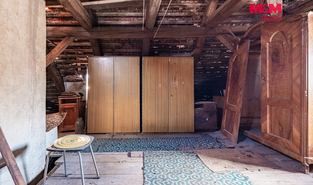 Prodej domu 365 m² s pozemkem 2 873 m², Račetice – náhled fotky 22