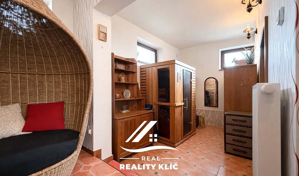 Prodej domu 240 m² s pozemkem 991 m², Ostrava – náhled fotky 14