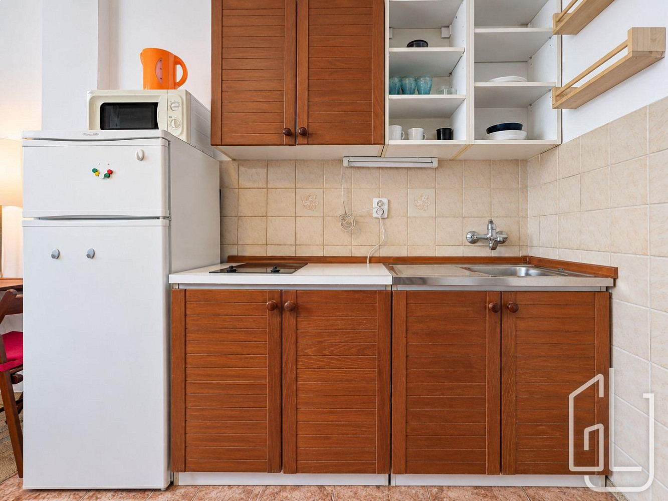 Pronájem bytu 1+kk 28 m² – fotografie 3