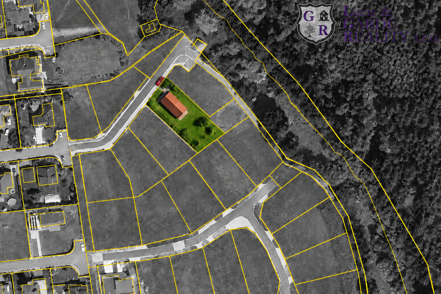 Prodej stavebního pozemku 975 m² – fotografie 5