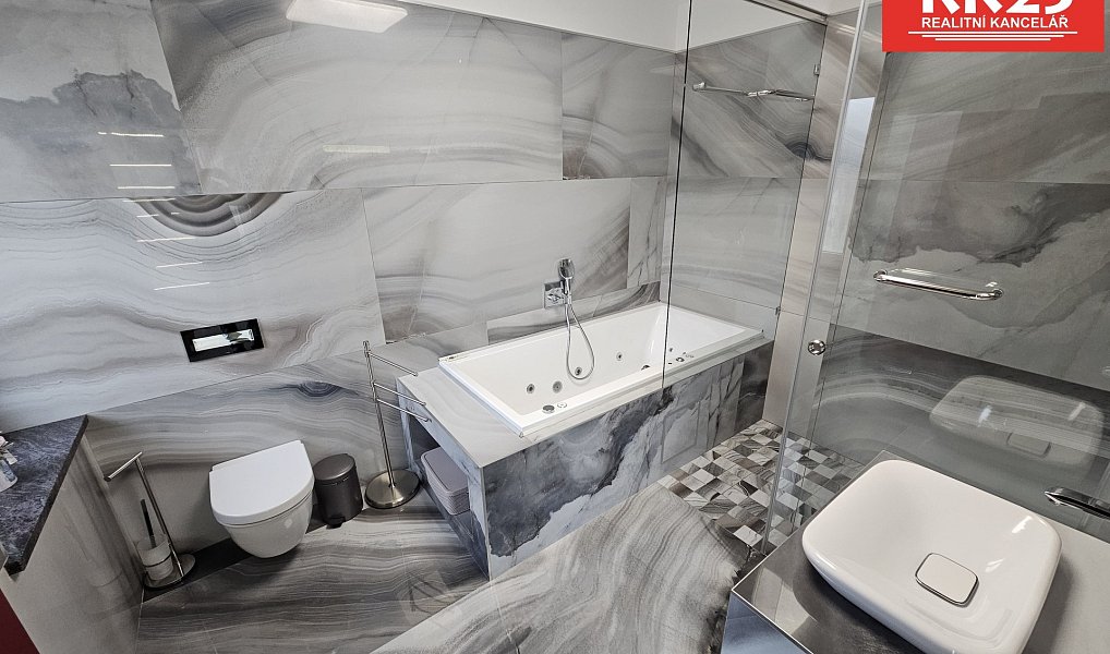 Prodej domu 187 m² s pozemkem 788 m², Velká Hleďsebe – náhled fotky 21