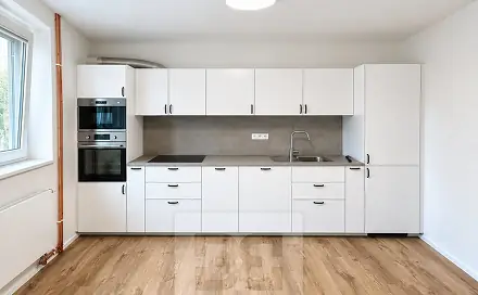Pronájem bytu 2+1 76 m², K Sadu, Horoměřice, okres Praha-západ
