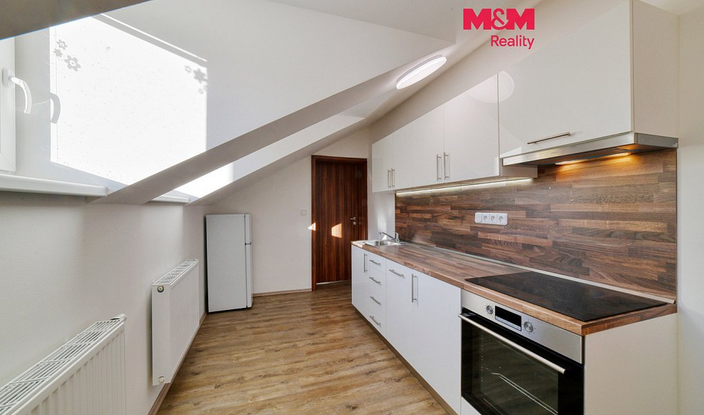 Pronájem bytu 1+1, 34 m², Cheb, Františkovy Lázně