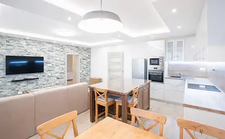 Pronájem bytu 3+kk 85 m²