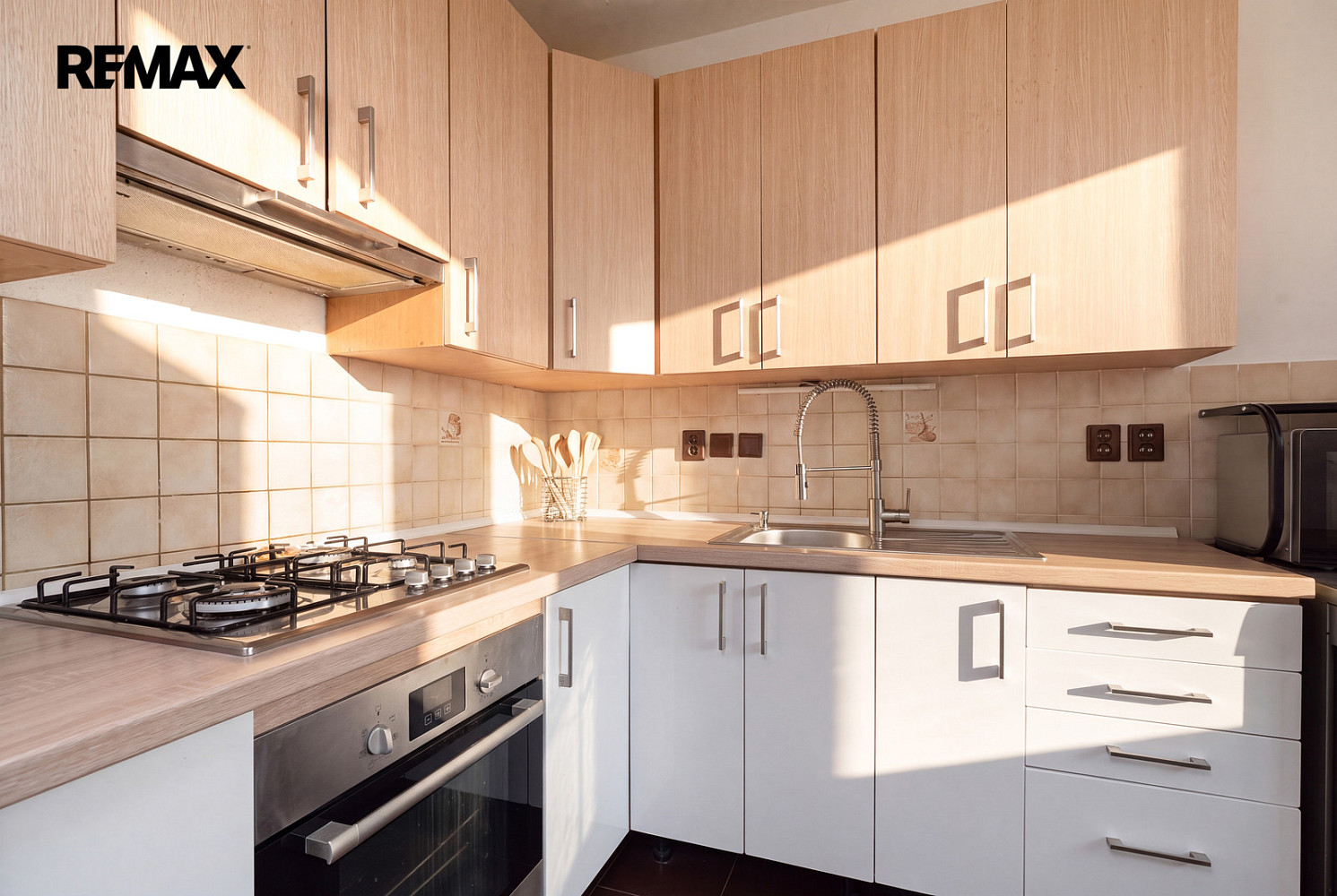Prodej bytu 3+kk 54 m² — photo 4