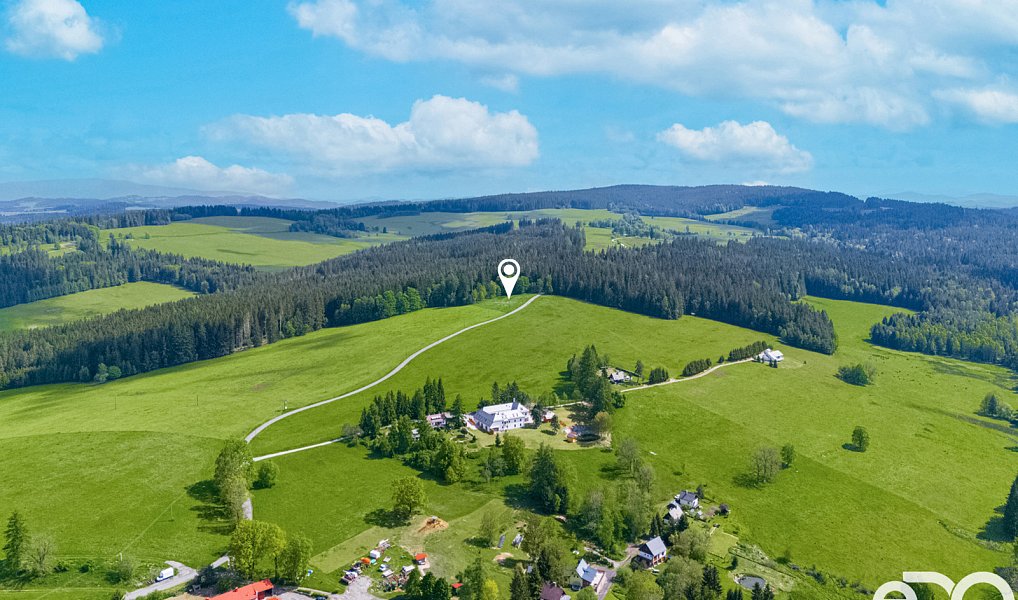 Prodej stavebního pozemku 5 934 m², Frymburk – fotka 1 z 14
