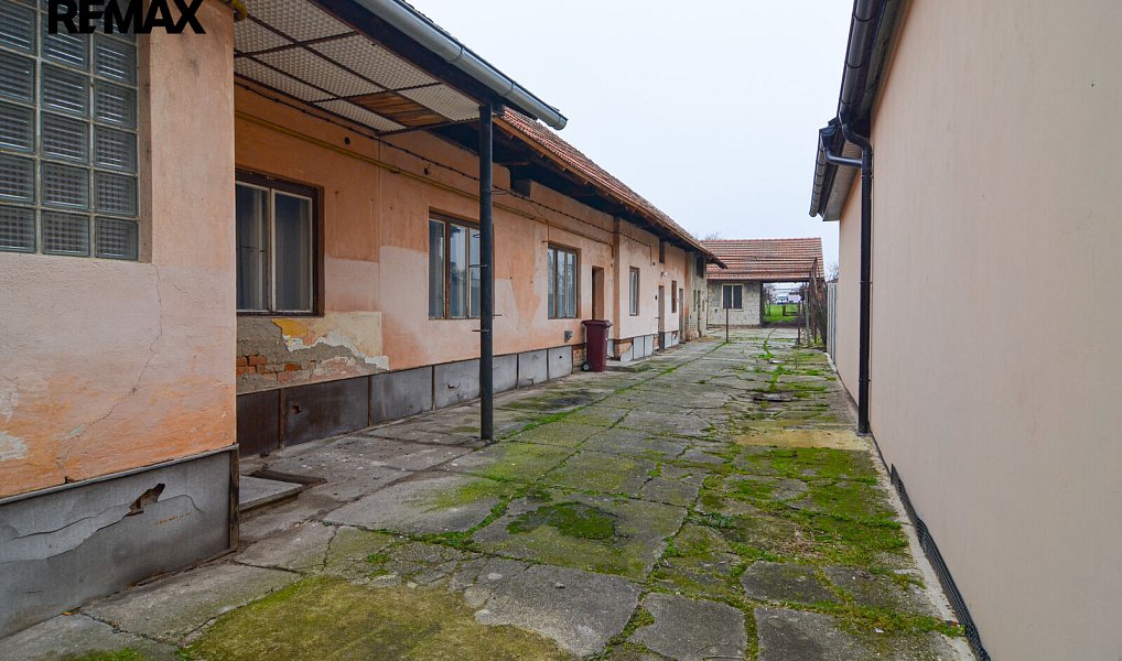 Prodej domu 215 m² s pozemkem 1 121 m², Moravská Nová Ves – náhled fotky 7