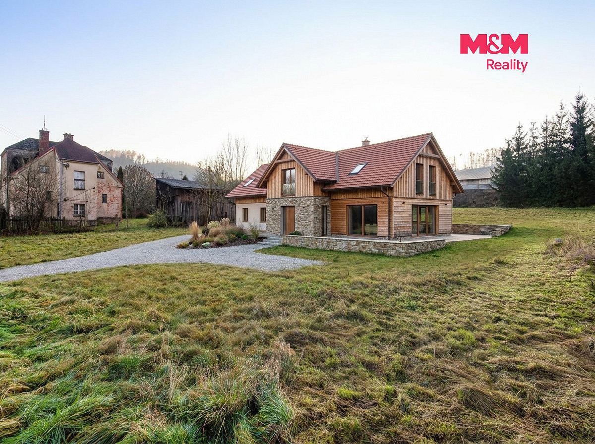 Prodej stavebního pozemku 1 850 m² – fotografie 4
