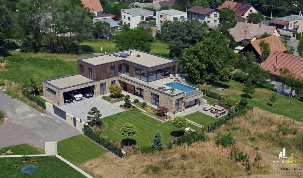 Prodej stavebního pozemku 1 143 m², Kozlovice – náhled fotky 3