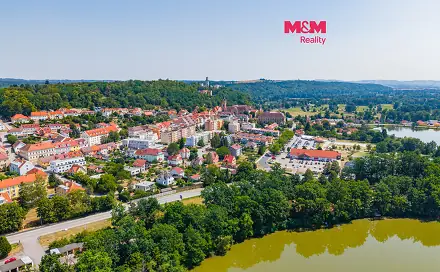 Prodej bytu 3+1 66 m², Nerudova, Hluboká nad Vltavou, okres České Budějovice